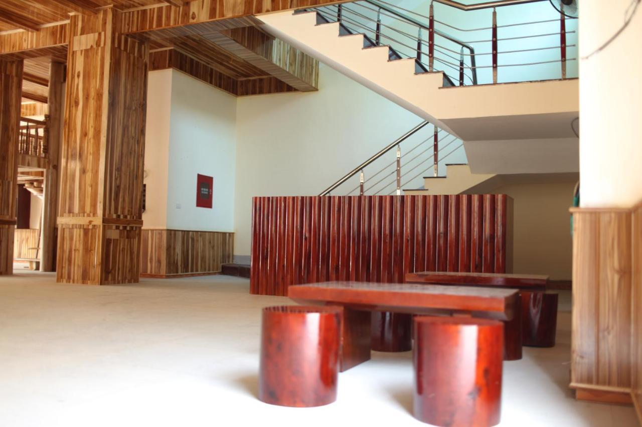 Agri Hotel Diện Biên Phủ Екстериор снимка